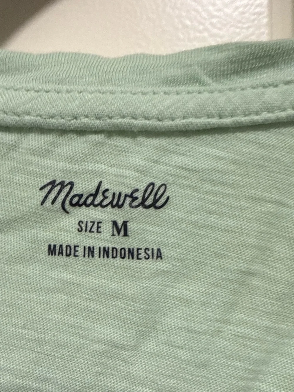 Madewell t-shirt bundle - Blush, Plum, Mauve, Sage, White - Picture 5 of 11